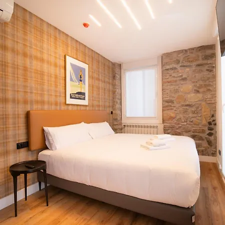 Boulevard Roomss 2*