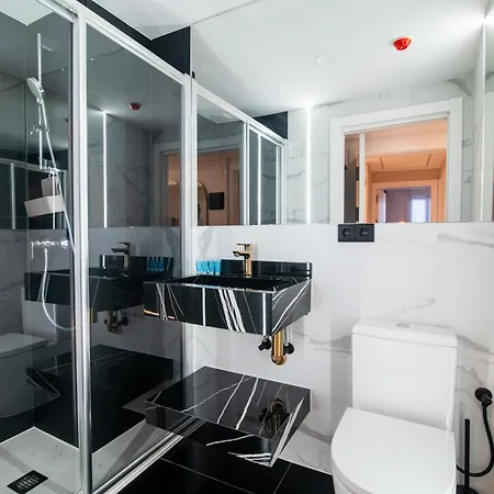 Boulevard Roomss Pensjonat