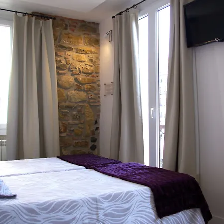 Boulevard Roomss Guest house